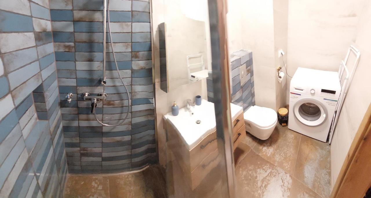 Buko Apartamenty Uniejow Exteriör bild