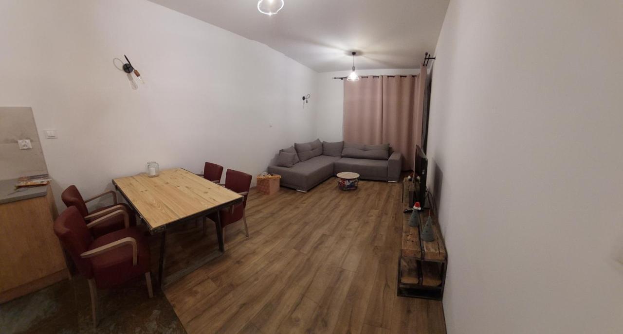 Buko Apartamenty Uniejow Exteriör bild