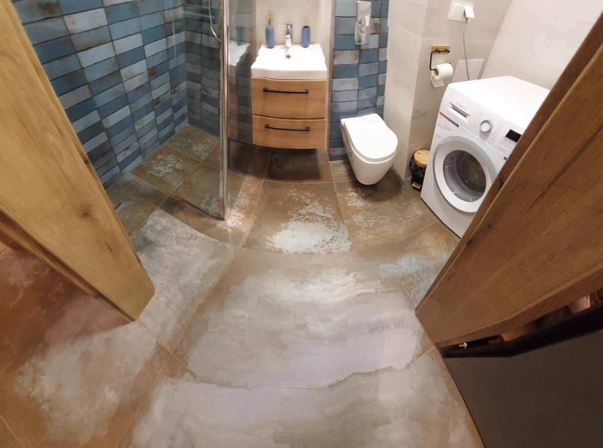 Buko Apartamenty Uniejow Exteriör bild